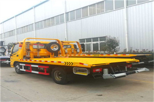 内乡附近拖车救援搭电